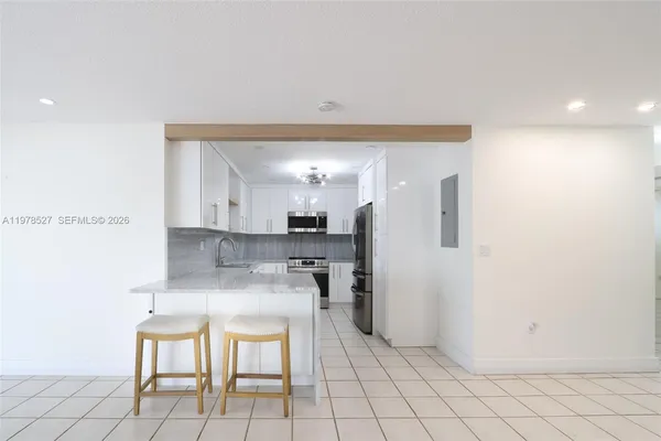 $3,800 | 8105 Southwest 81st Court, Miami, FL 33143