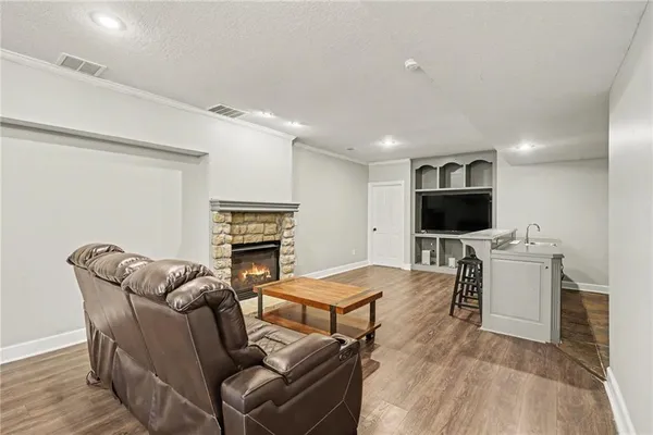 $759,900 | 14709 Knox Street, Overland Park, KS 66221