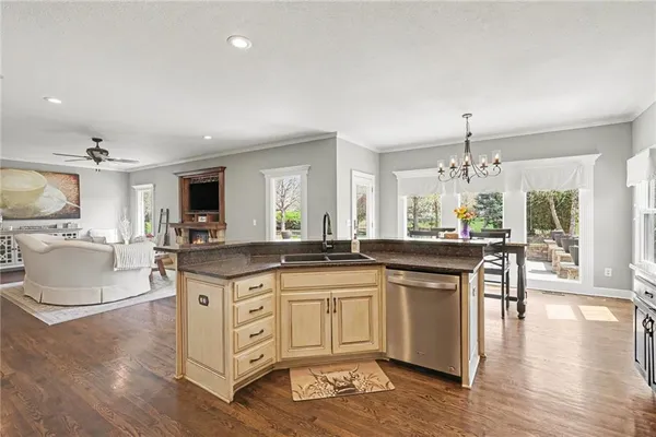 $759,900 | 14709 Knox Street, Overland Park, KS 66221