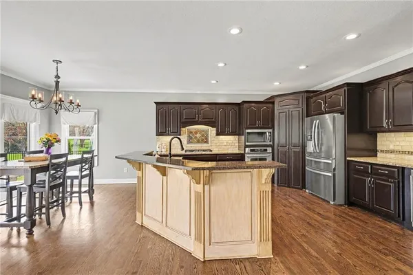 $759,900 | 14709 Knox Street, Overland Park, KS 66221