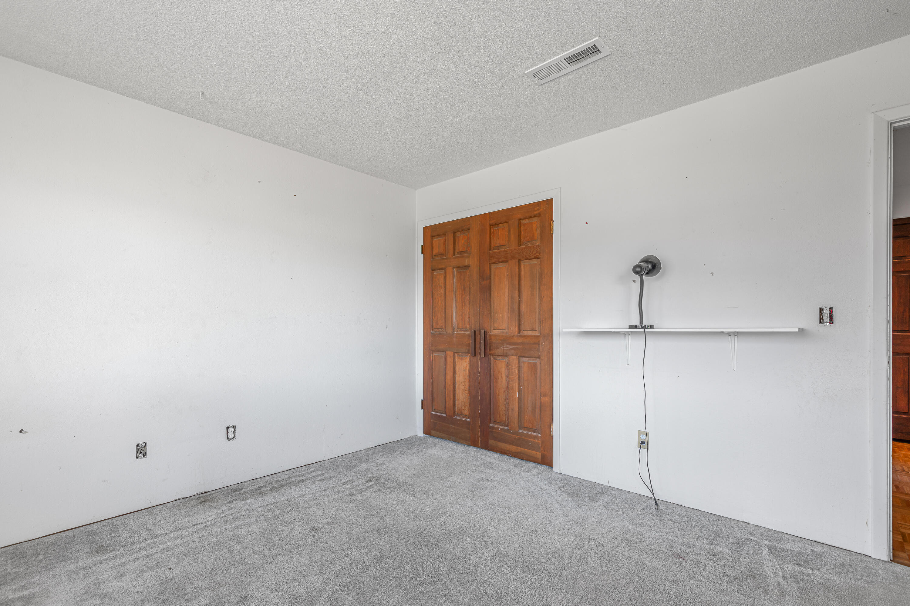 4262 Clayton Road Ashland, OR 97520 - Photo 28 of 54 Bedroom #1.
