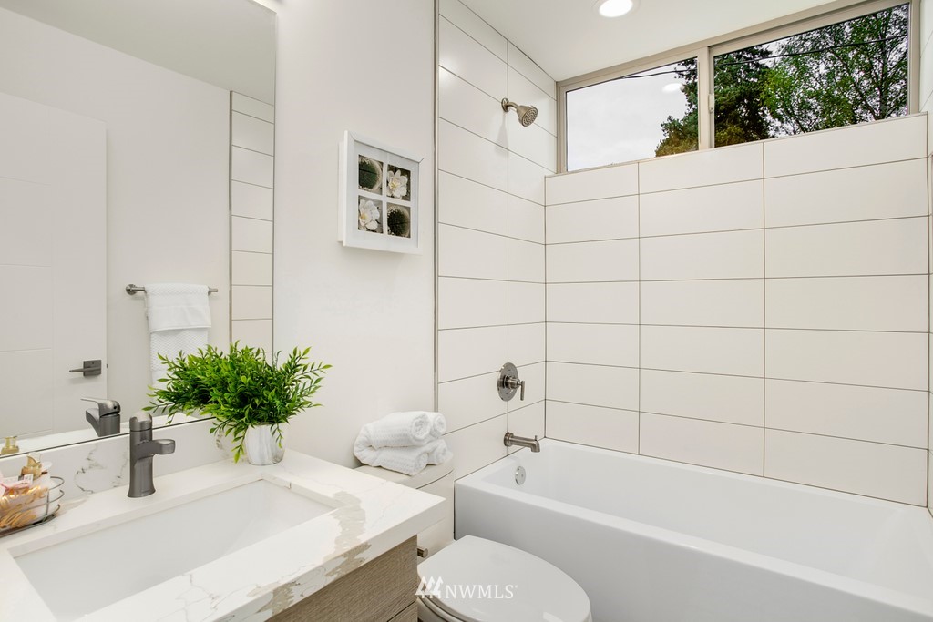 1804 South State Street Seattle, WA 98144 - Photo 17 of 25 Gallery Image 17