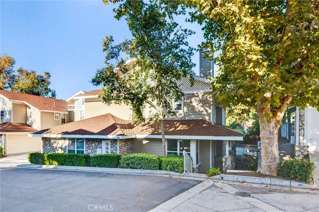 $460,000 | 704 Chandler West, Highland, CA 92346