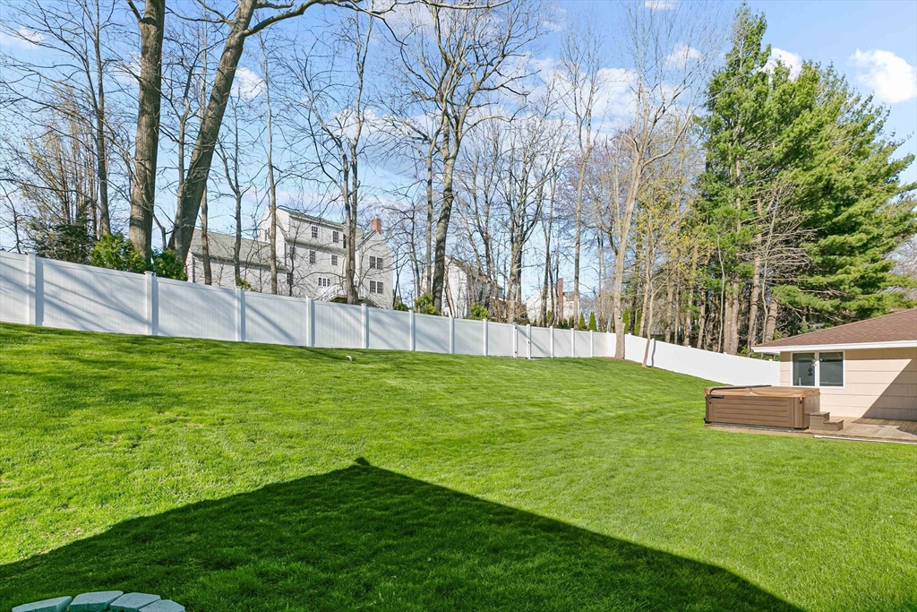 53 Barry Road Worcester, MA 01609 - Photo 37 of 38 Gallery Image 37