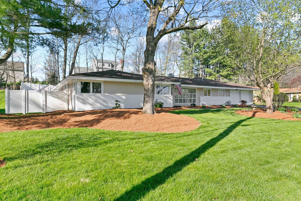 53 Barry Road Worcester, MA 01609 - Photo 38 of 38 Gallery Image 38