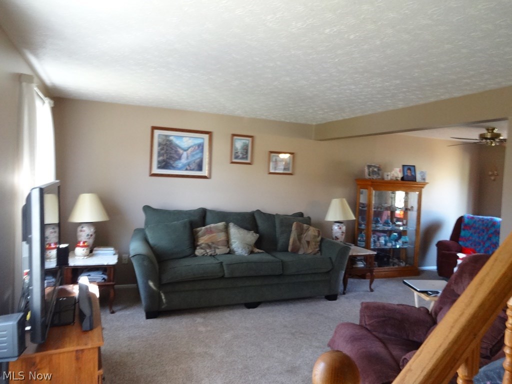 4198 Springdale Road Stow, OH 44224 - Photo 2 of 17 Gallery Image 2