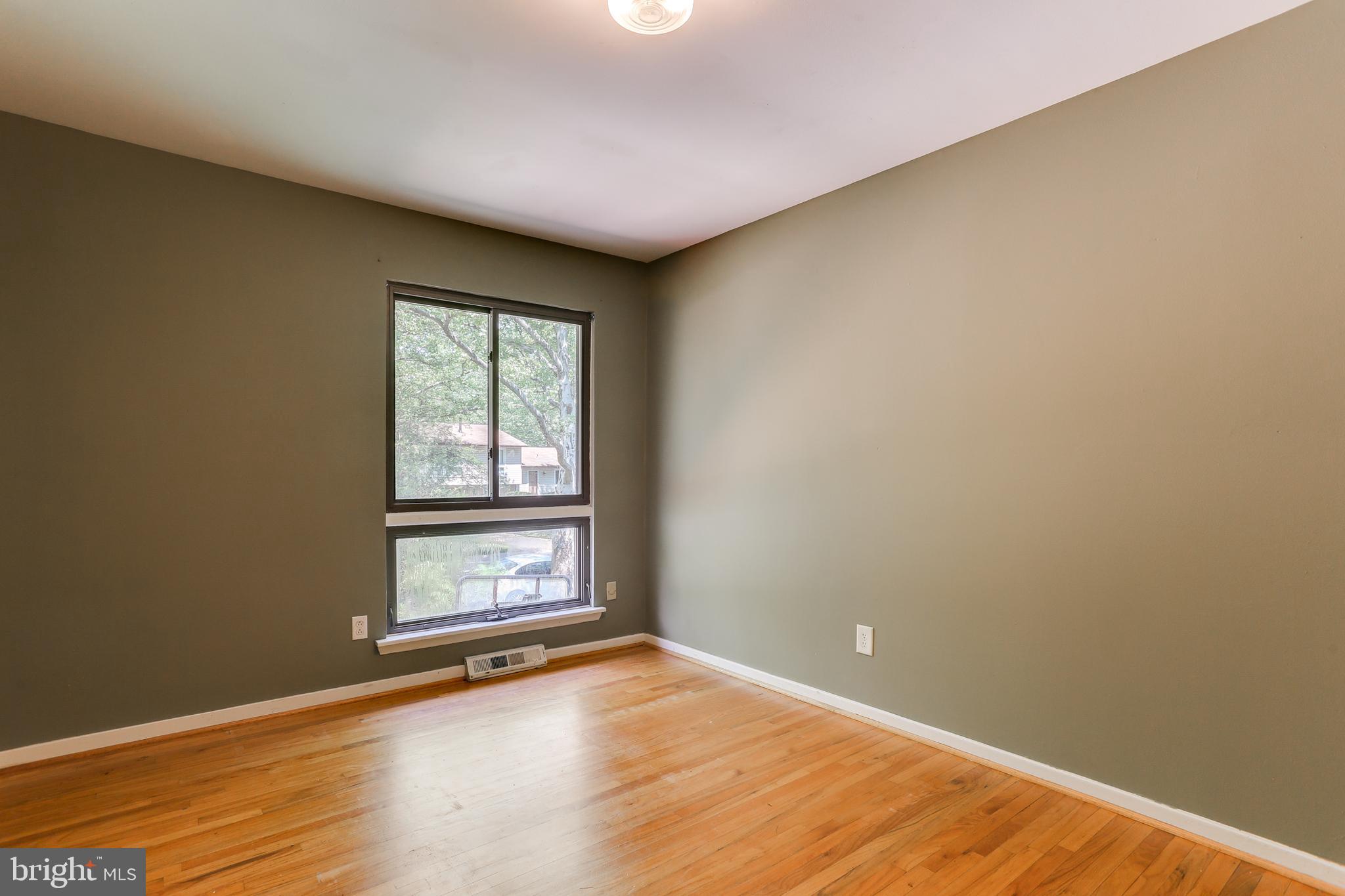 9281 Soaring Hill Road Columbia, MD 21045 - Photo 13 of 20
