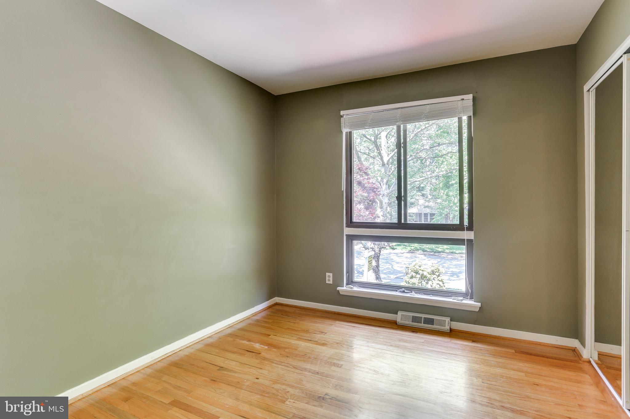 9281 Soaring Hill Road Columbia, MD 21045 - Photo 16 of 20