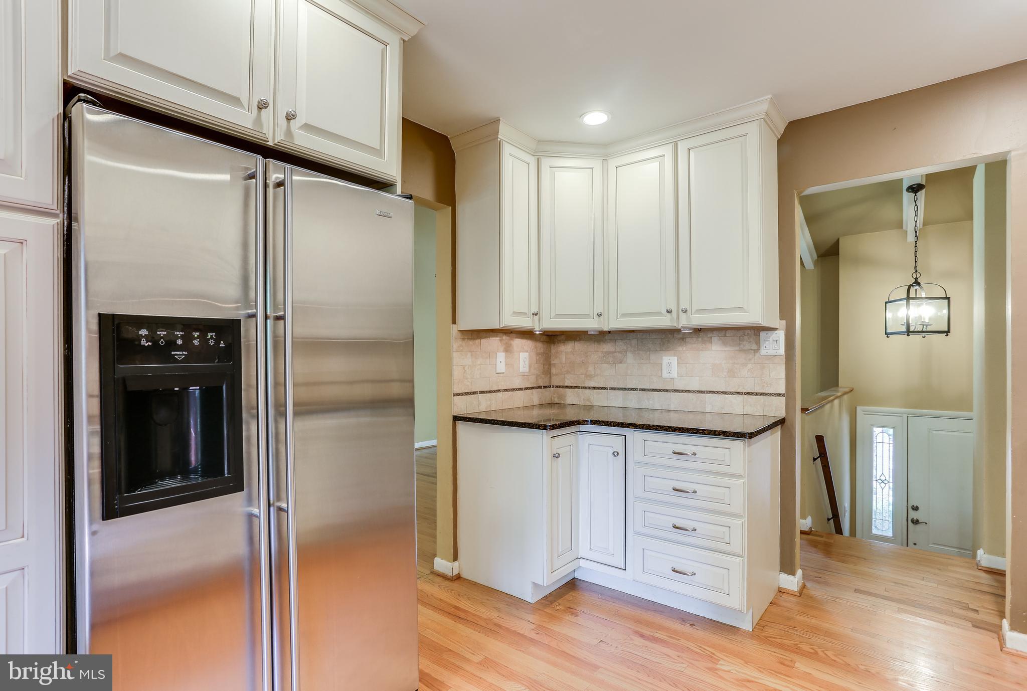 9281 Soaring Hill Road Columbia, MD 21045 - Photo 3 of 20