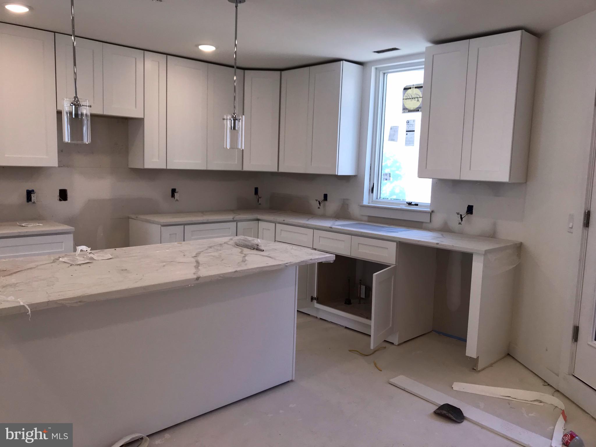 1716 Cambridge Street, Unit 2 Philadelphia, PA 19130 - Photo 3 of 13