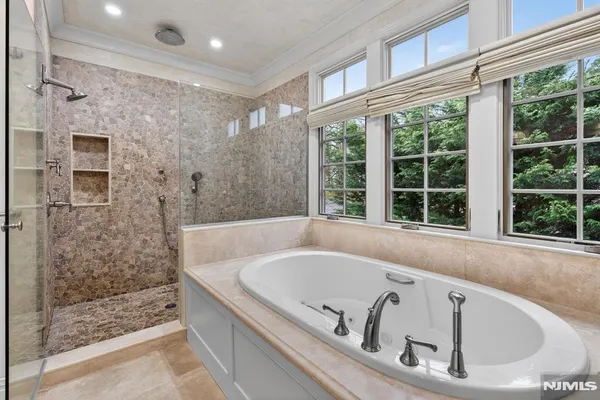 $2,549,000 | 5 Keats Road, Short Hills, NJ 07078