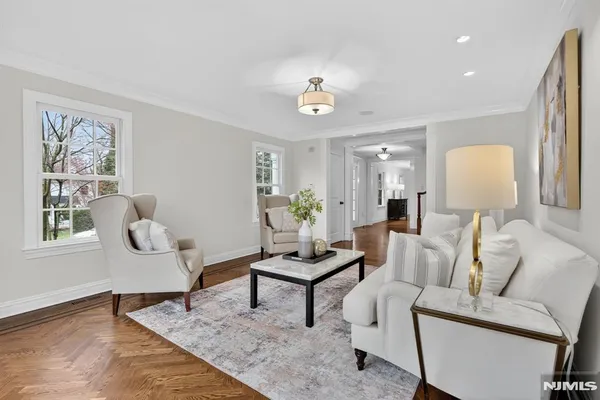 $2,549,000 | 5 Keats Road, Short Hills, NJ 07078