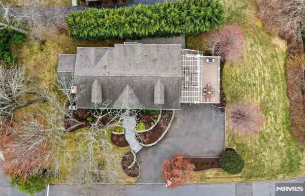 $2,549,000 | 5 Keats Road, Short Hills, NJ 07078