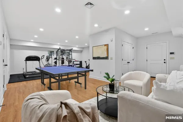 $2,549,000 | 5 Keats Road, Short Hills, NJ 07078