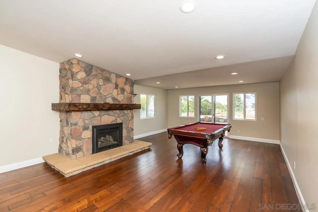 6271 Soledad Mountain Road La Jolla, CA 92037 - Photo 6 of 25