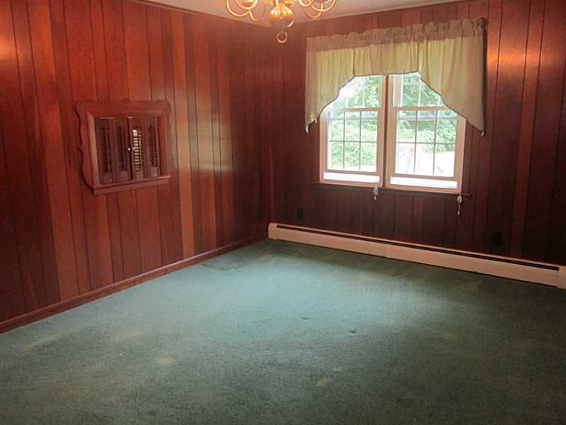 241 Torrey Road South Kingstown, RI 02879 - Photo 12 of 20 Dining Room.