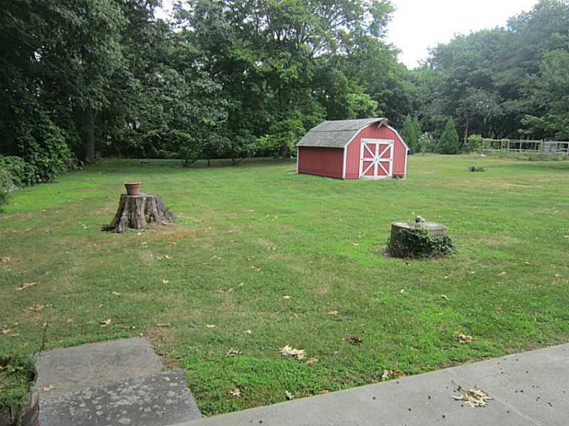 241 Torrey Road South Kingstown, RI 02879 - Photo 18 of 20 Yard/Garden.