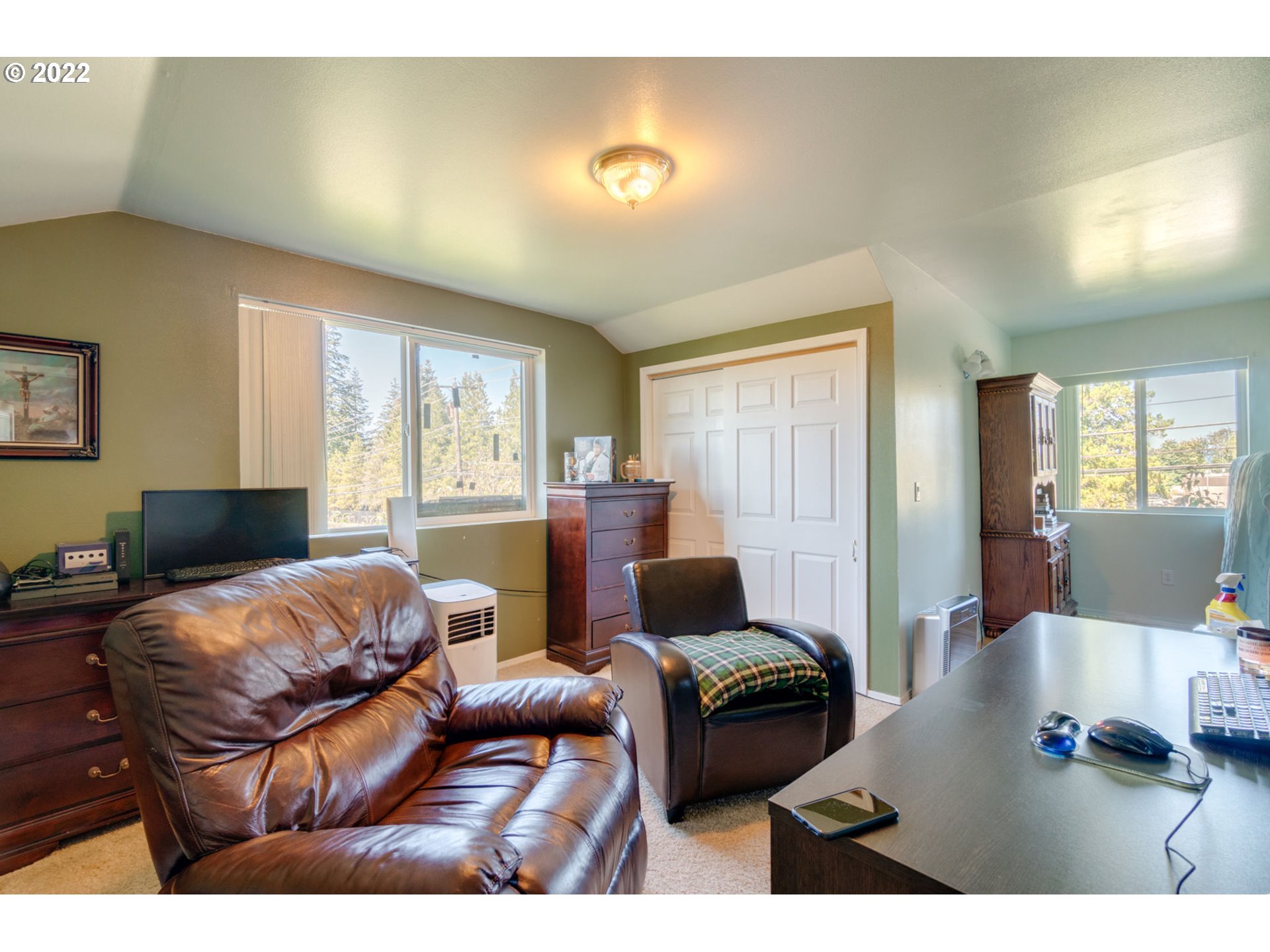 38376 Hood Street Sandy, OR 97055 - Photo 13 of 32