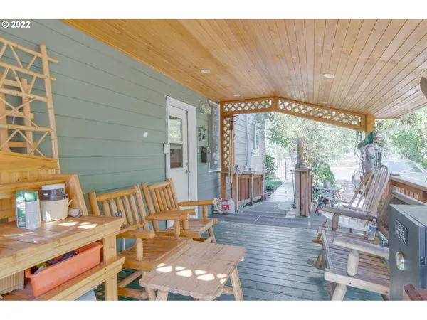 $569,950 | 38376 Hood Street, Sandy, OR 97055