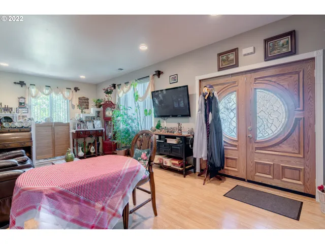 $569,950 | 38376 Hood Street, Sandy, OR 97055