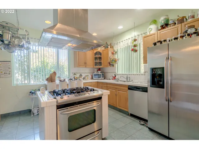 $569,950 | 38376 Hood Street, Sandy, OR 97055