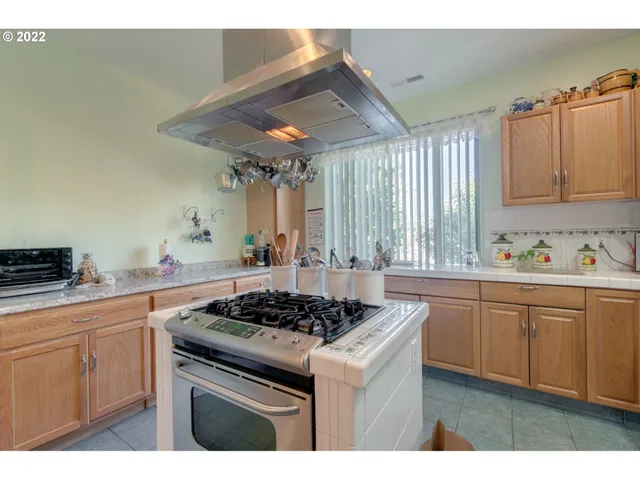 $569,950 | 38376 Hood Street, Sandy, OR 97055