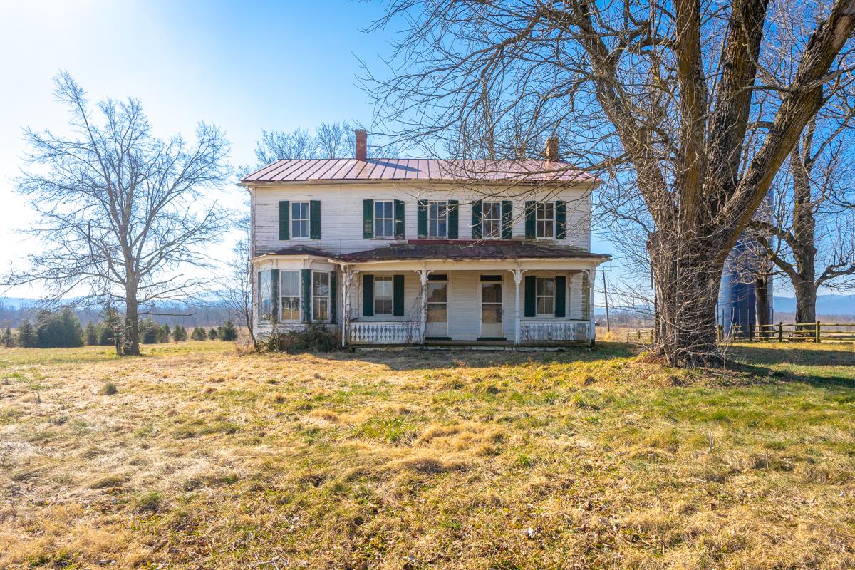 387 Shalom Road Waynesboro, VA 22980 - Photo 12 of 49 Gallery Image 12