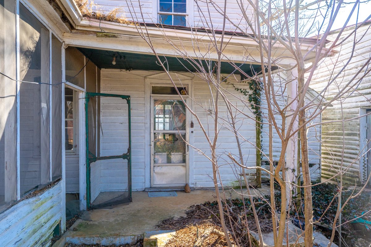 387 Shalom Road Waynesboro, VA 22980 - Photo 21 of 49 Gallery Image 21
