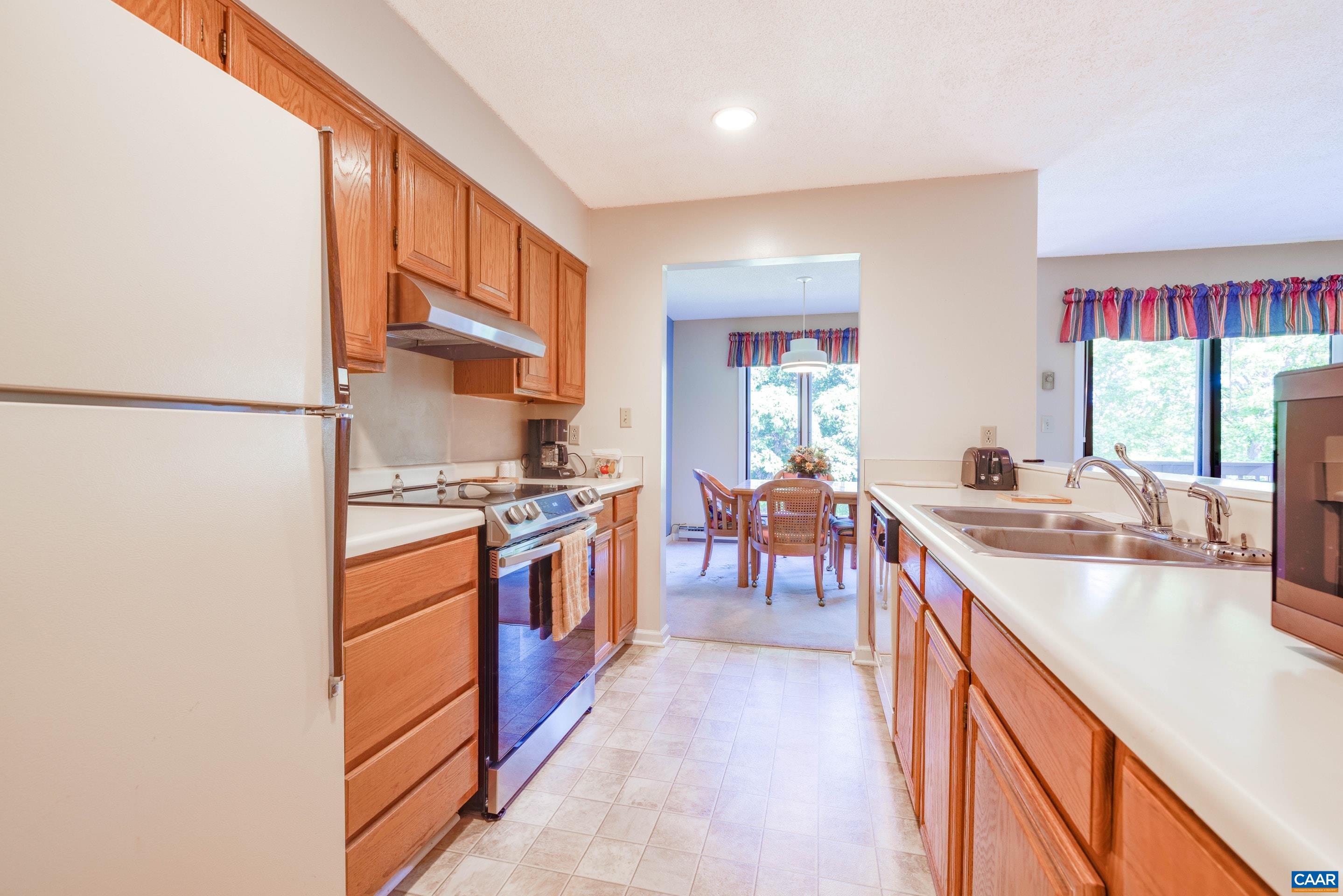2041 Stone Ridge Wintergreen, VA 22967 - Photo 14 of 38 Gallery Image 14