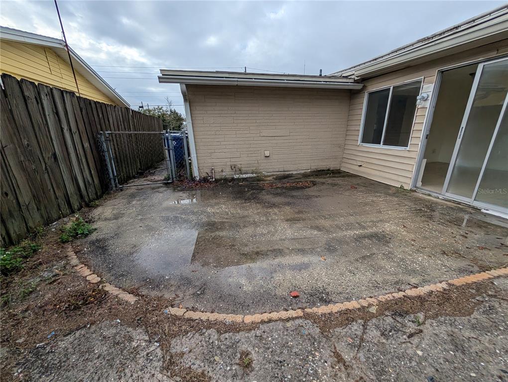 3227 Darlington Road Holiday, FL 34691 - Photo 15 of 15 a backyard of a house