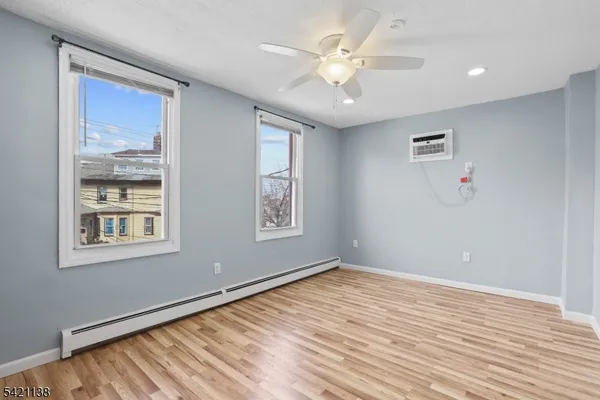 $3,600 | 16 Hinsdale Place, Newark, NJ 07104