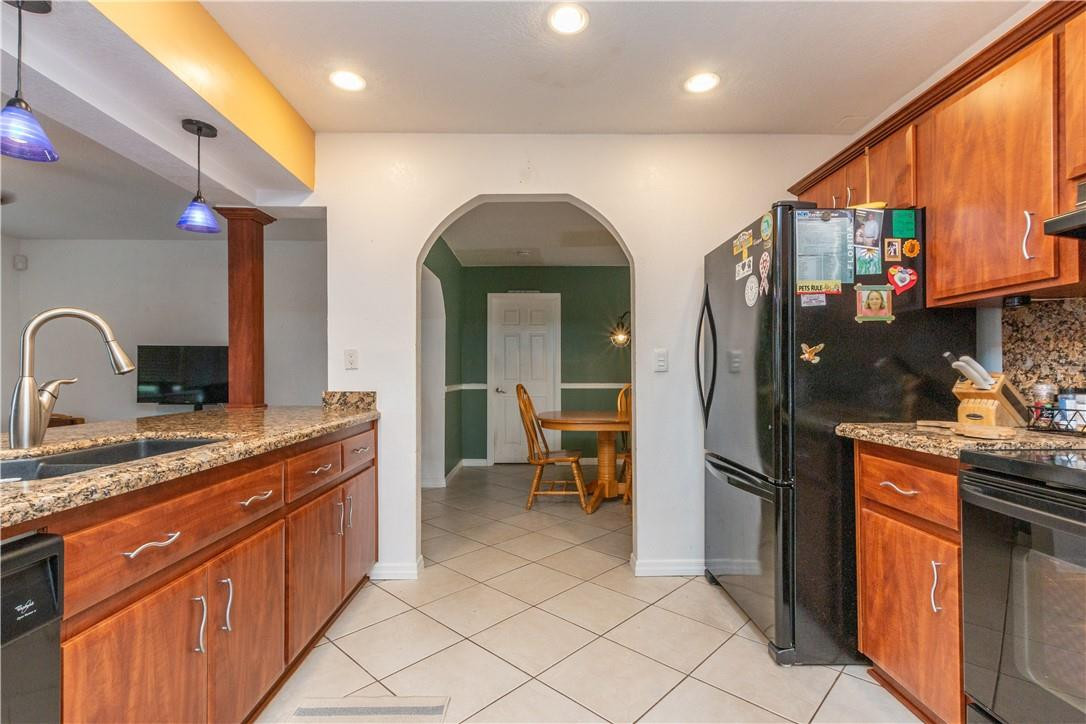 2123 North 31st Road Hollywood, FL 33021 - Photo 11 of 37 Photo 11