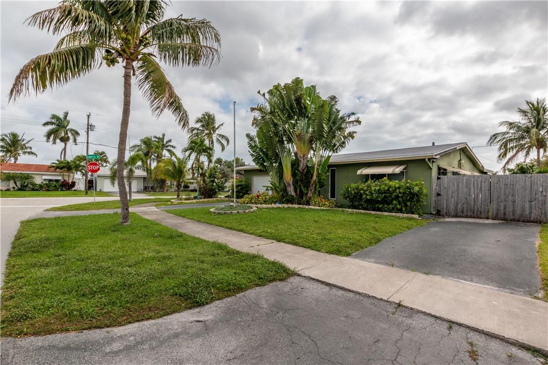 2123 North 31st Road Hollywood, FL 33021 - Photo 36 of 37 Photo 36