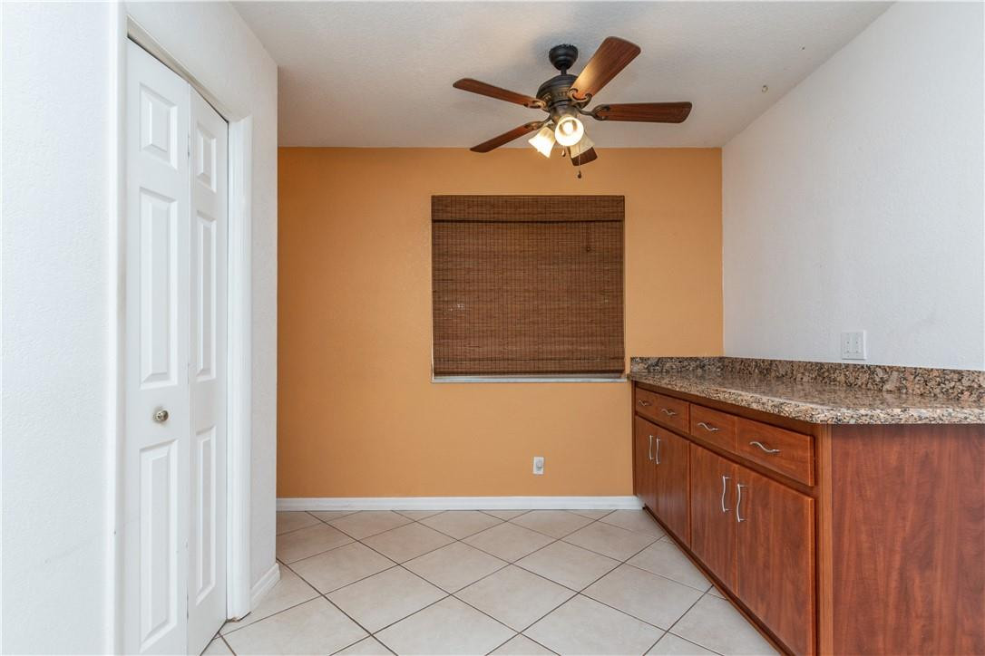 2123 North 31st Road Hollywood, FL 33021 - Photo 10 of 37 Photo 10