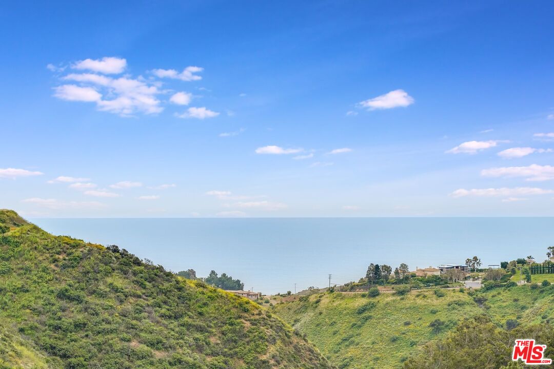 26575 Ocean View Drive Malibu, CA 90265 - Photo 35 of 39 a view of a lake