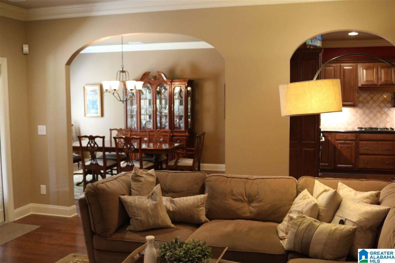 1373 Chapel Street Birmingham, AL 35226 - Photo 14 of 41