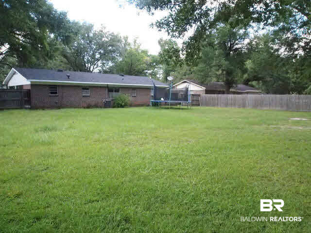 318 Thomas Road Satsuma, AL 36572 - Photo 3 of 10