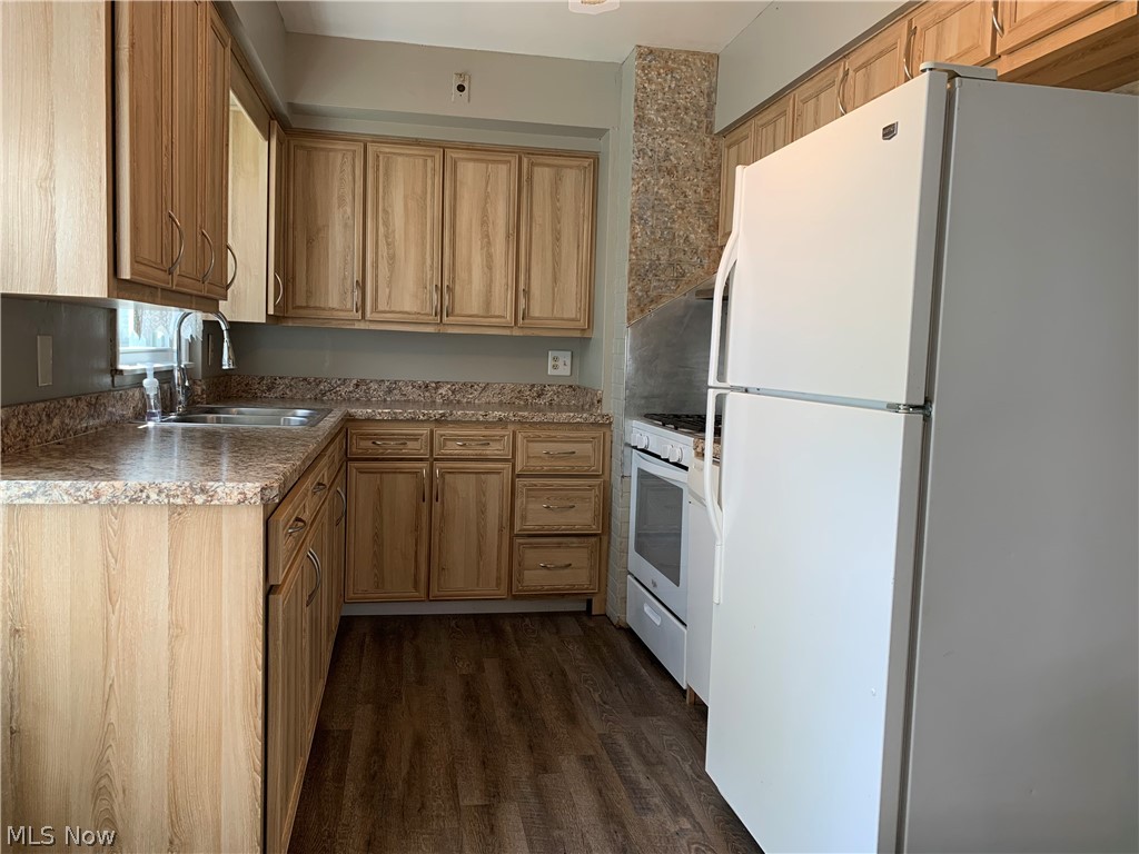 105 Aldrich Road Youngstown, OH 44515 - Photo 4 of 19