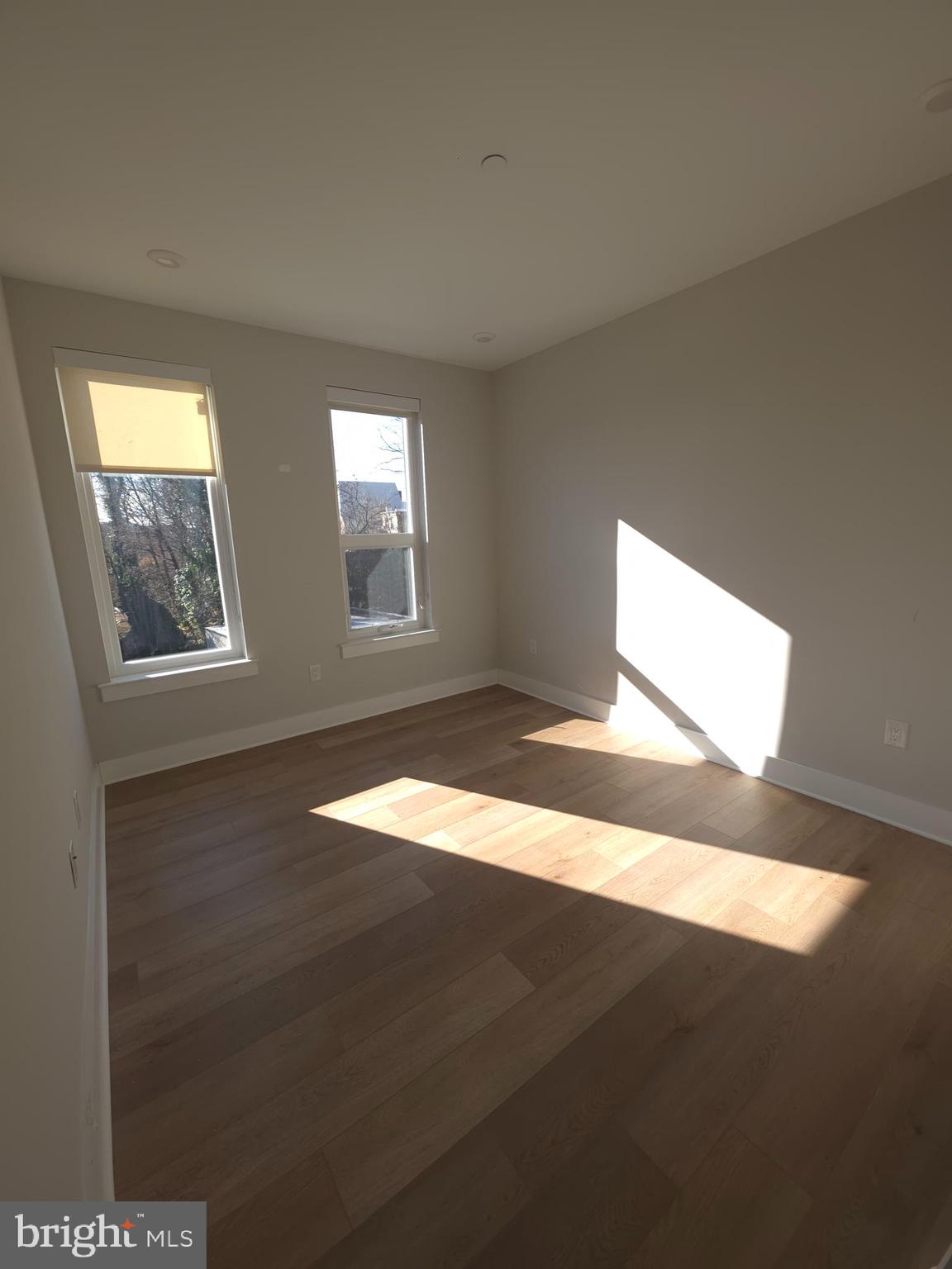 3503 Midvale Avenue, Unit 404 Philadelphia, PA 19129 - Photo 31 of 37 a view of empty room with window