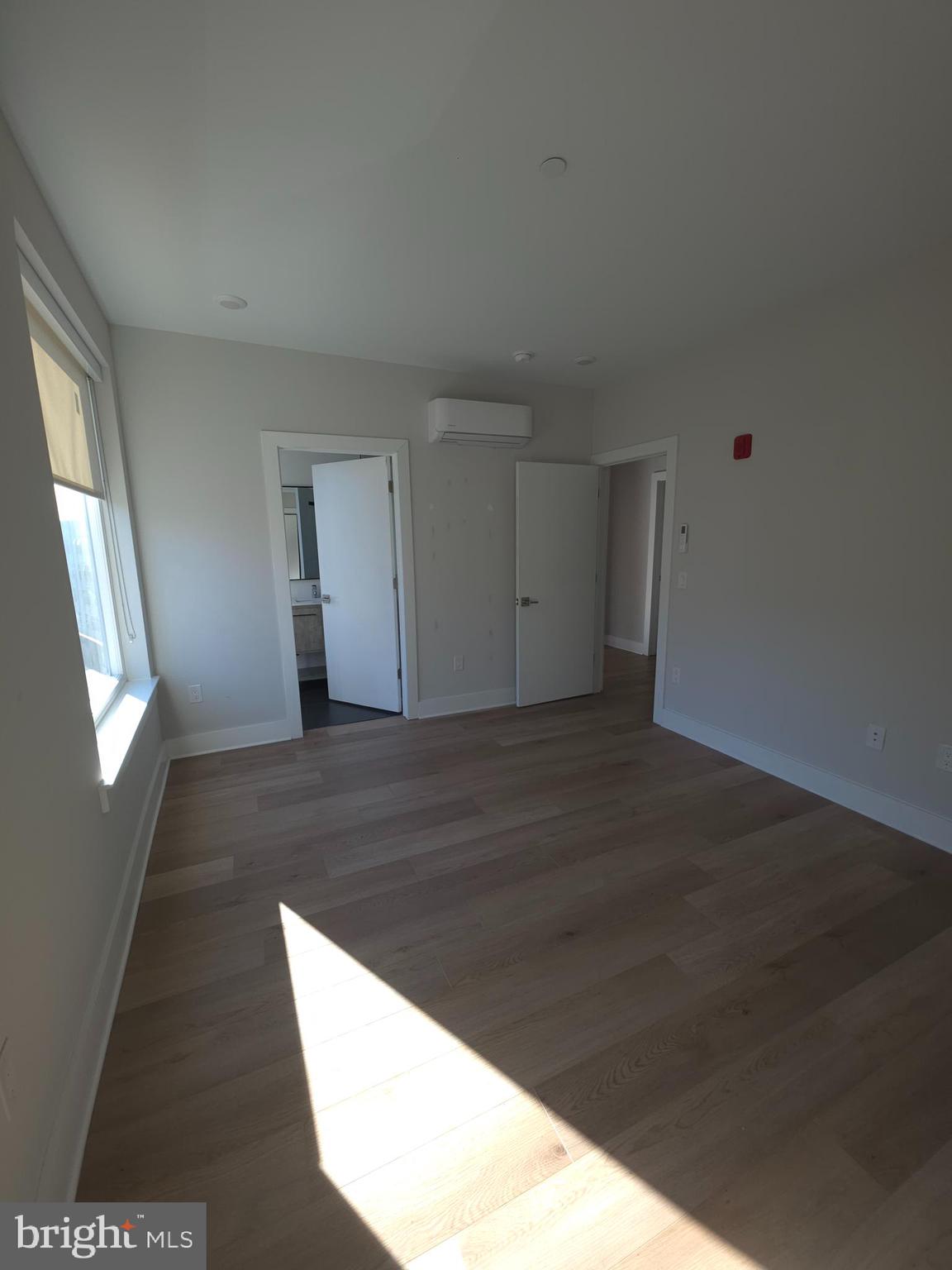 3503 Midvale Avenue, Unit 404 Philadelphia, PA 19129 - Photo 34 of 37 a view of entryway
