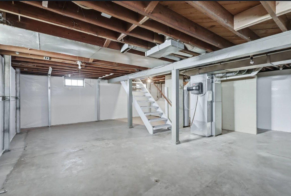 2633 16th Street Moline, IL 61265 - Photo 18 of 26