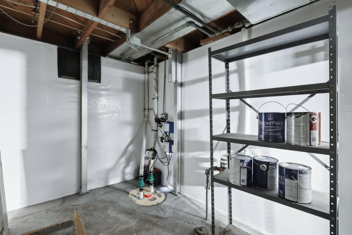 2633 16th Street Moline, IL 61265 - Photo 19 of 26 a view of appliances