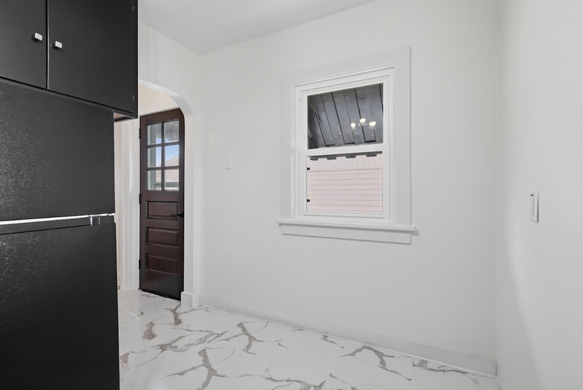 2633 16th Street Moline, IL 61265 - Photo 9 of 26 a view of an entryway door