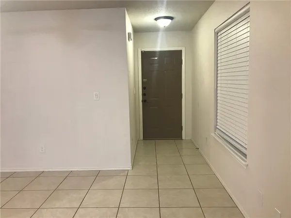 $1,595 | 7809 Elk Drive, Corpus Christi, TX 78414