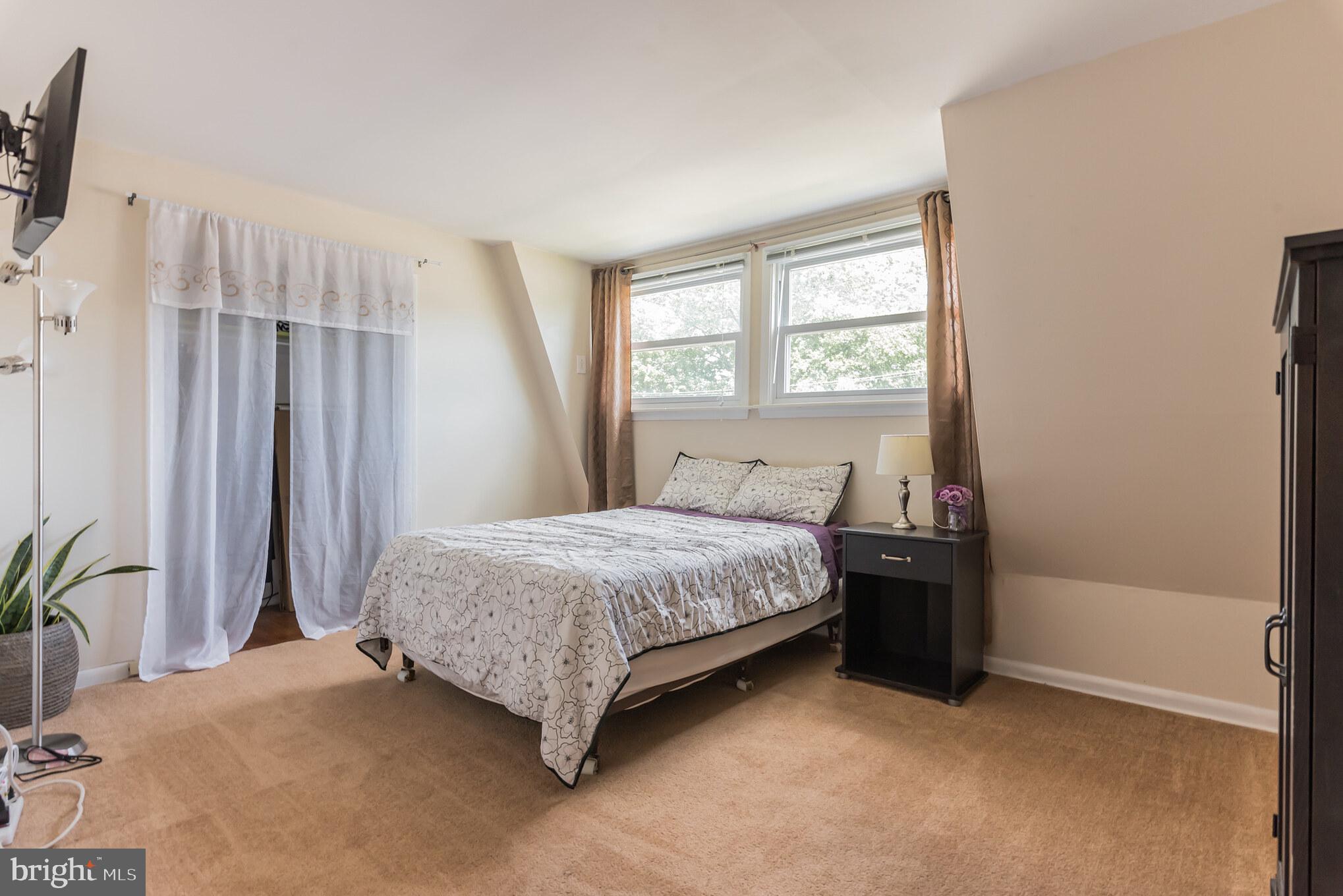 1036 Tomlinson Road Philadelphia, PA 19116 - Photo 20 of 30 Gallery Image 20