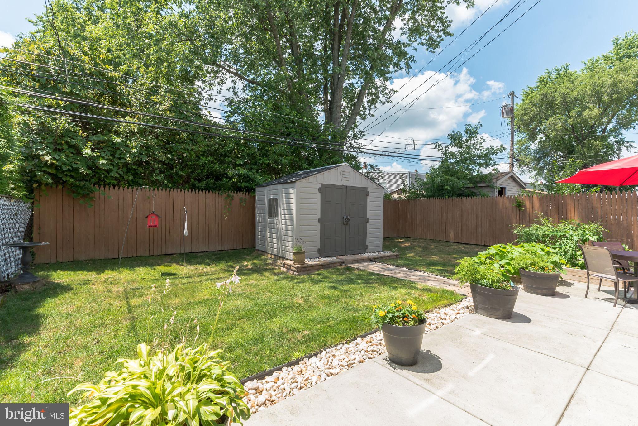 1036 Tomlinson Road Philadelphia, PA 19116 - Photo 3 of 30 Gallery Image 3