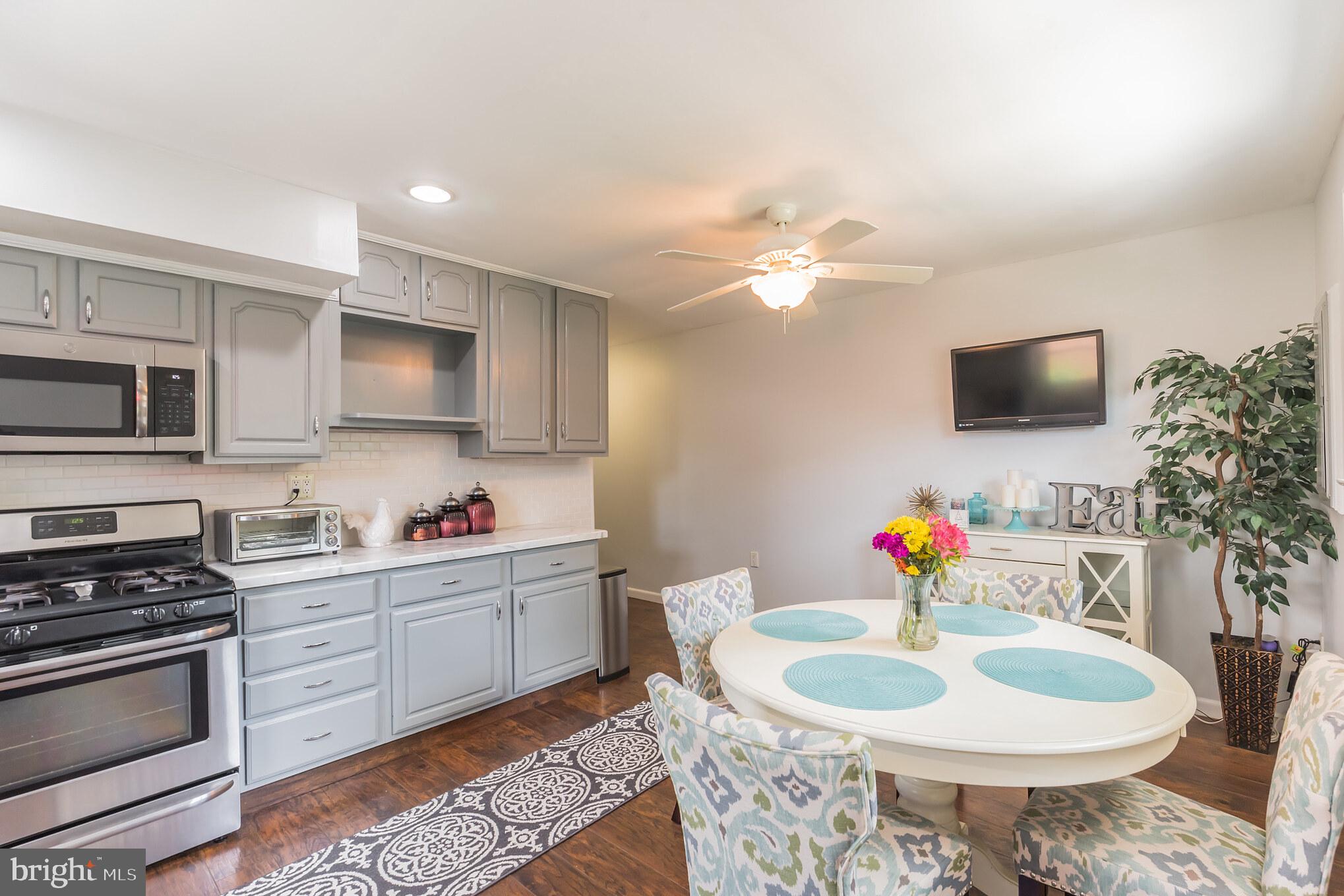 1036 Tomlinson Road Philadelphia, PA 19116 - Photo 8 of 30 Gallery Image 8