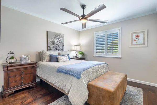 $419,500 | 30 West Swift Avenue, Clovis, CA 93612
