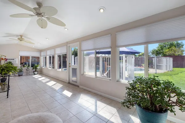 $419,500 | 30 West Swift Avenue, Clovis, CA 93612