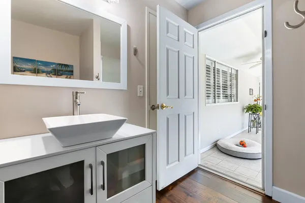 $419,500 | 30 West Swift Avenue, Clovis, CA 93612
